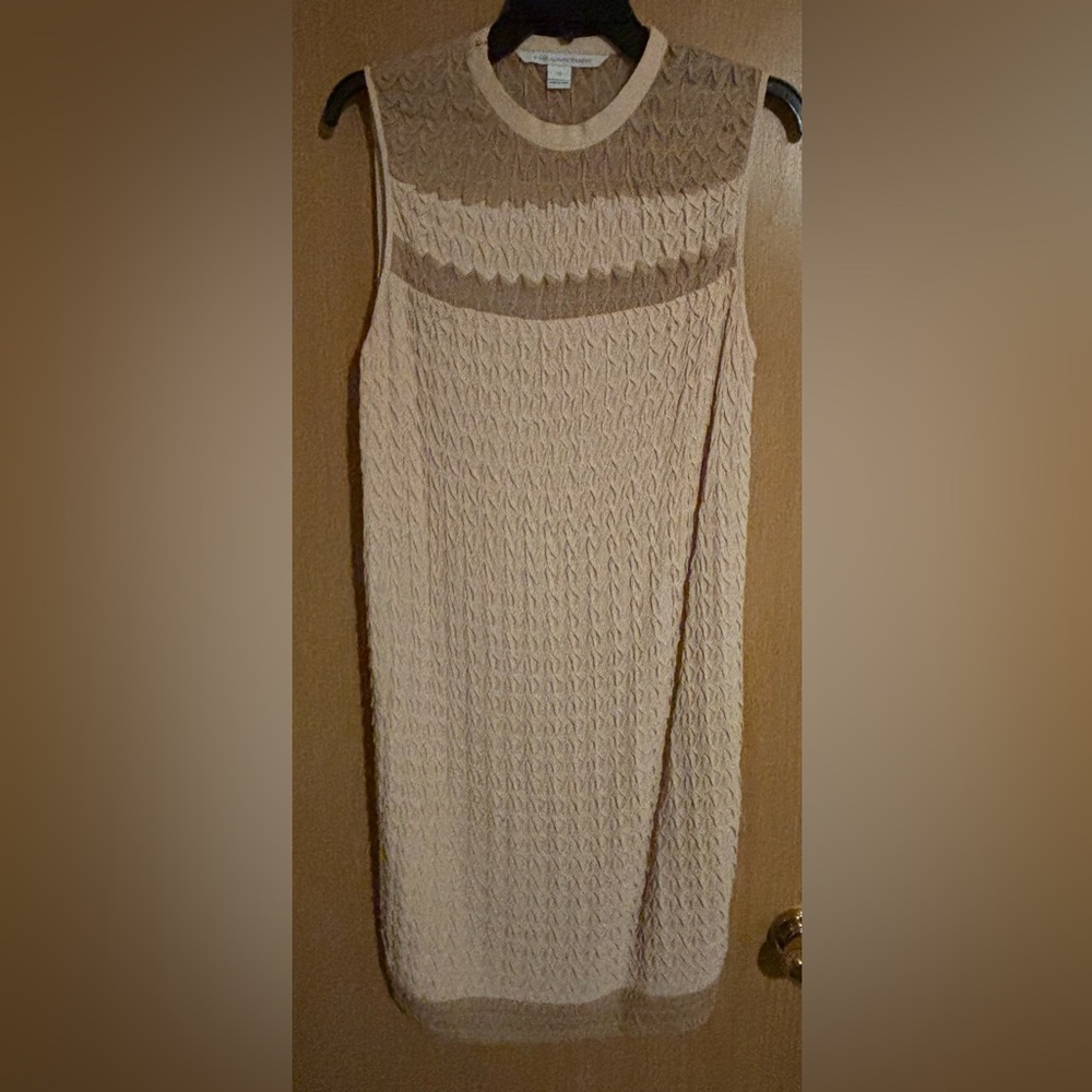 Diane Von Furstenburg sleeveless soft pink dress
